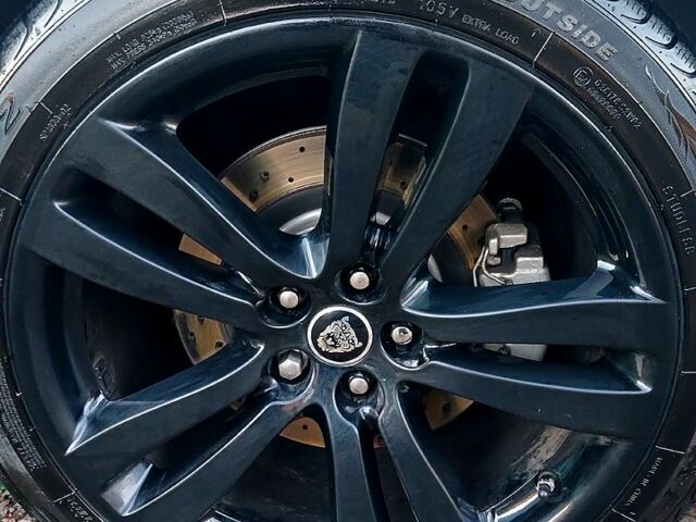 Белый Ягуар Икс Джей, объемом двигателя 3 л и пробегом 156 тыс. км за 22000 $, фото 7 на Automoto.ua