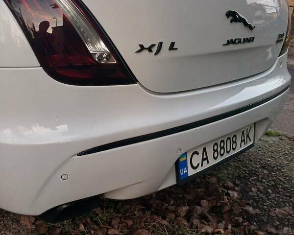 Белый Ягуар Икс Джей, объемом двигателя 3 л и пробегом 156 тыс. км за 22000 $, фото 7 на Automoto.ua