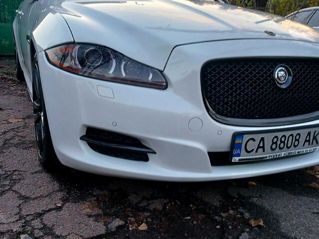 Белый Ягуар Икс Джей, объемом двигателя 3 л и пробегом 156 тыс. км за 22000 $, фото 4 на Automoto.ua