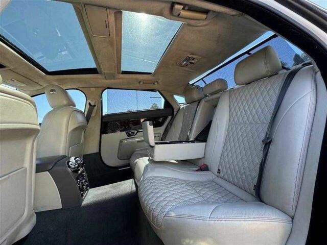 Ягуар Икс Джей 2016 в Львове на Automoto.ua Белый Ягуар Икс Джей, объемом двигателя 3 л и пробегом 60 тыс. км за 4900 $, фото 16 на Automoto.ua