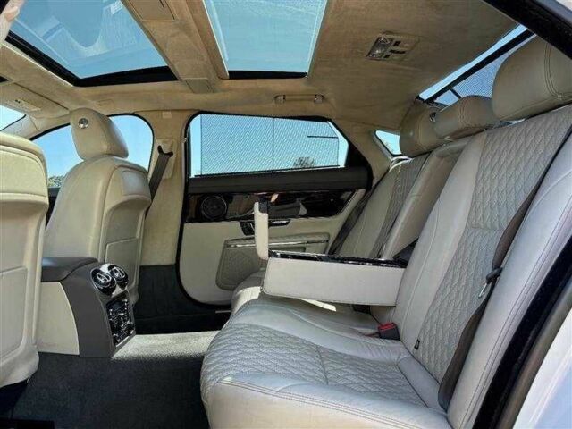 Ягуар Икс Джей 2016 в Львове на Automoto.ua Белый Ягуар Икс Джей, объемом двигателя 3 л и пробегом 60 тыс. км за 4900 $, фото 15 на Automoto.ua