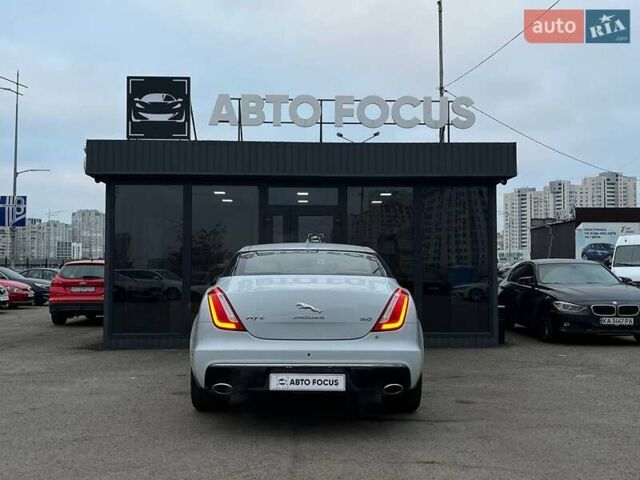 Білий Ягуар Ікс Джей, об'ємом двигуна 3 л та пробігом 58 тис. км за 33990 $, фото 6 на Automoto.ua