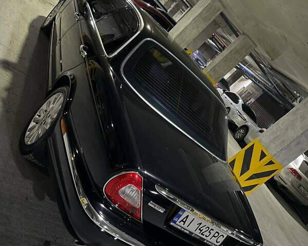 Чорний Ягуар Ікс Джей, об'ємом двигуна 3 л та пробігом 204 тис. км за 15000 $, фото 7 на Automoto.ua