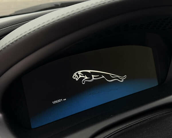 Черный Ягуар Икс Джей, объемом двигателя 5 л и пробегом 125 тыс. км за 20500 $, фото 28 на Automoto.ua