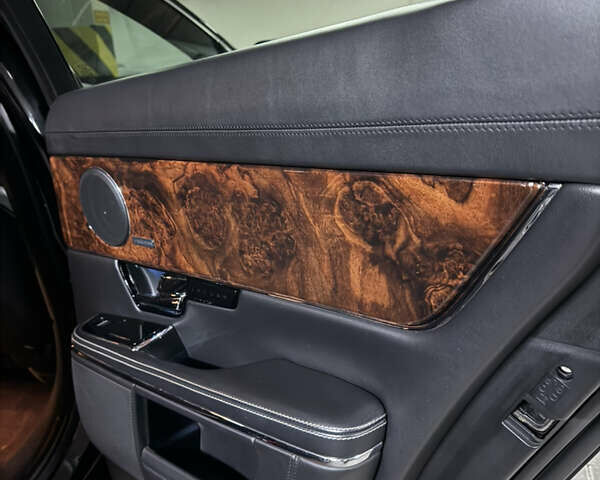 Черный Ягуар Икс Джей, объемом двигателя 2.97 л и пробегом 171 тыс. км за 17499 $, фото 9 на Automoto.ua