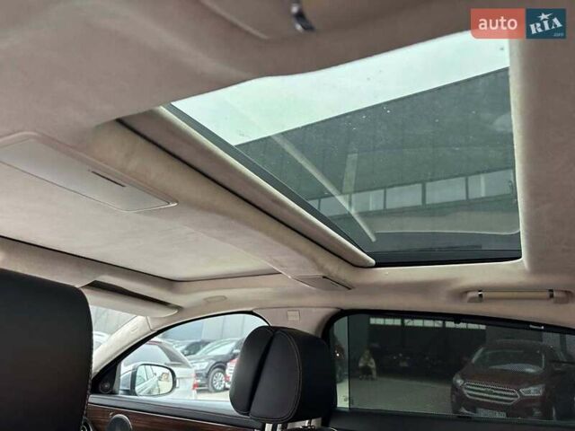 Чорний Ягуар Ікс Джей, об'ємом двигуна 3 л та пробігом 126 тис. км за 14290 $, фото 11 на Automoto.ua