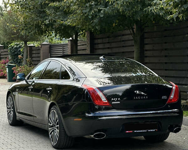 Ягуар Икс Джей 2013 в Киеве на Automoto.ua Черный Ягуар Икс Джей, объемом двигателя 3 л и пробегом 73 тыс. км за 29900 $, фото 16 на Automoto.ua