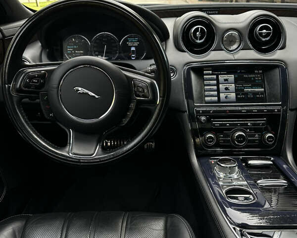 Ягуар Икс Джей 2013 в Киеве на Automoto.ua Черный Ягуар Икс Джей, объемом двигателя 3 л и пробегом 73 тыс. км за 29900 $, фото 53 на Automoto.ua