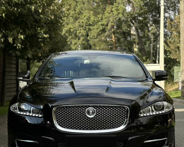 Ягуар Икс Джей 2013 в Киеве на Automoto.ua Черный Ягуар Икс Джей, объемом двигателя 3 л и пробегом 73 тыс. км за 29900 $, фото 4 на Automoto.ua