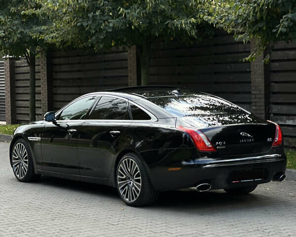 Ягуар Икс Джей 2013 в Киеве на Automoto.ua Черный Ягуар Икс Джей, объемом двигателя 3 л и пробегом 73 тыс. км за 29900 $, фото 17 на Automoto.ua