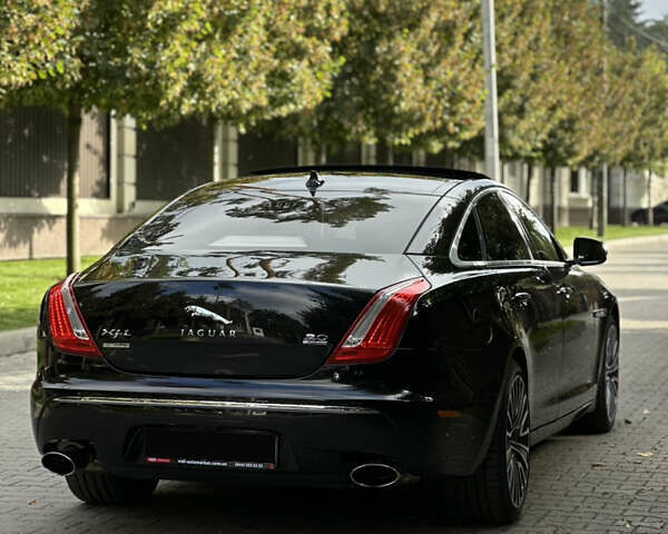 Ягуар Икс Джей 2013 в Киеве на Automoto.ua Черный Ягуар Икс Джей, объемом двигателя 3 л и пробегом 73 тыс. км за 29900 $, фото 12 на Automoto.ua