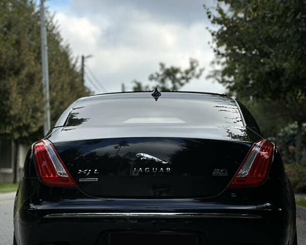 Ягуар Икс Джей 2013 в Киеве на Automoto.ua Черный Ягуар Икс Джей, объемом двигателя 3 л и пробегом 73 тыс. км за 29900 $, фото 15 на Automoto.ua