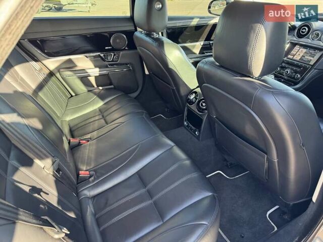 Чорний Ягуар Ікс Джей, об'ємом двигуна 3 л та пробігом 176 тис. км за 14500 $, фото 13 на Automoto.ua