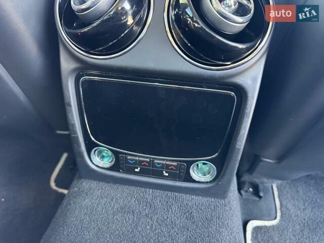 Чорний Ягуар Ікс Джей, об'ємом двигуна 3 л та пробігом 176 тис. км за 14500 $, фото 15 на Automoto.ua