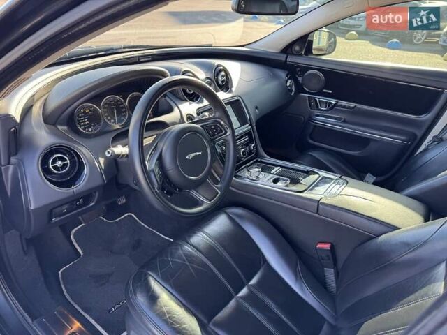 Чорний Ягуар Ікс Джей, об'ємом двигуна 3 л та пробігом 176 тис. км за 14500 $, фото 22 на Automoto.ua