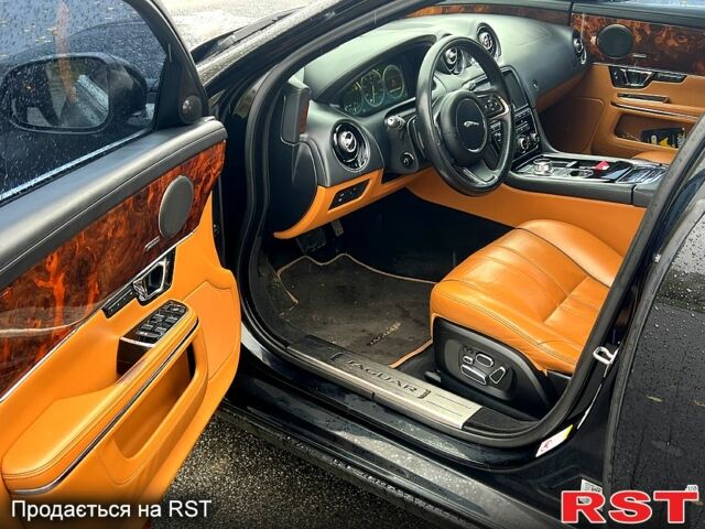 Ягуар Икс Джей 2014 в Харькове на Automoto.ua Черный Ягуар Икс Джей, объемом двигателя 3 л и пробегом 130 тыс. км за 26500 $, фото 8 на Automoto.ua