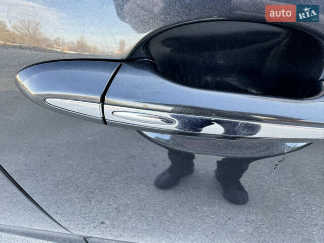 Черный Ягуар Икс Джей, объемом двигателя 3 л и пробегом 179 тыс. км за 16500 $, фото 40 на Automoto.ua