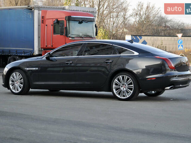 Черный Ягуар Икс Джей, объемом двигателя 3 л и пробегом 179 тыс. км за 16500 $, фото 8 на Automoto.ua