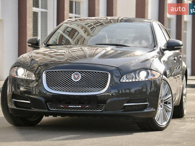 Черный Ягуар Икс Джей, объемом двигателя 3 л и пробегом 179 тыс. км за 16500 $, фото 22 на Automoto.ua