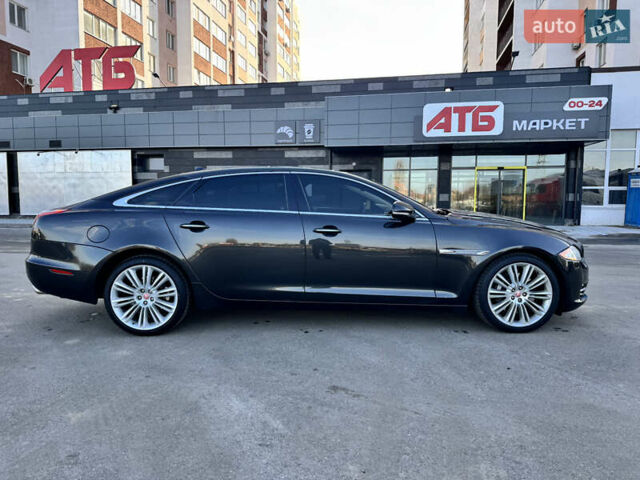 Черный Ягуар Икс Джей, объемом двигателя 3 л и пробегом 179 тыс. км за 16500 $, фото 24 на Automoto.ua