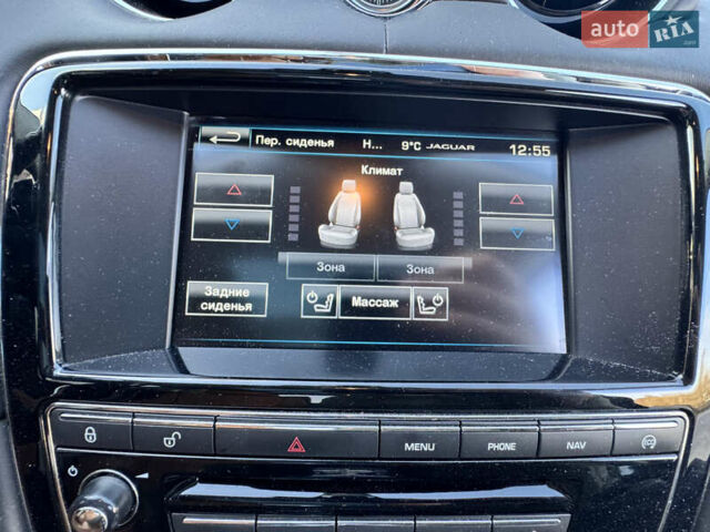 Черный Ягуар Икс Джей, объемом двигателя 3 л и пробегом 179 тыс. км за 16500 $, фото 38 на Automoto.ua