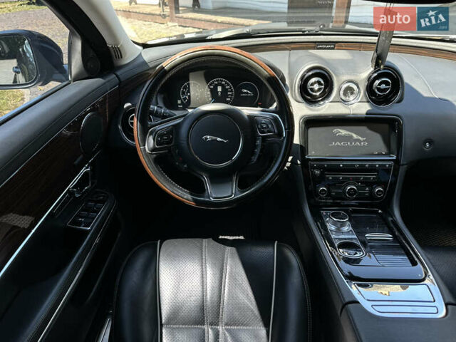 Черный Ягуар Икс Джей, объемом двигателя 3 л и пробегом 150 тыс. км за 30990 $, фото 20 на Automoto.ua