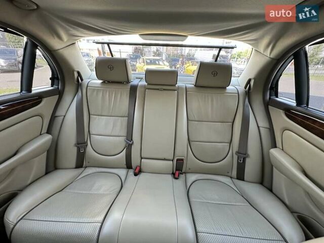 Червоний Ягуар Ікс Джей, об'ємом двигуна 4.2 л та пробігом 124 тис. км за 44000 $, фото 29 на Automoto.ua