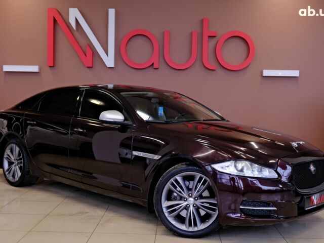Красный Ягуар Икс Джей, объемом двигателя 5 л и пробегом 133 тыс. км за 13900 $, фото 3 на Automoto.ua