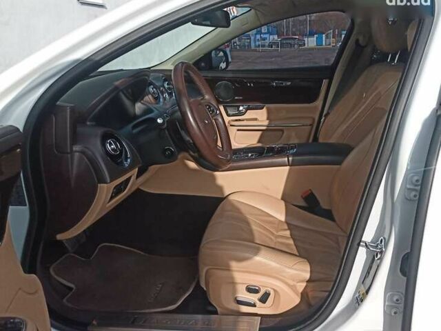 Ягуар Икс Джей, объемом двигателя 3 л и пробегом 198 тыс. км за 15200 $, фото 9 на Automoto.ua