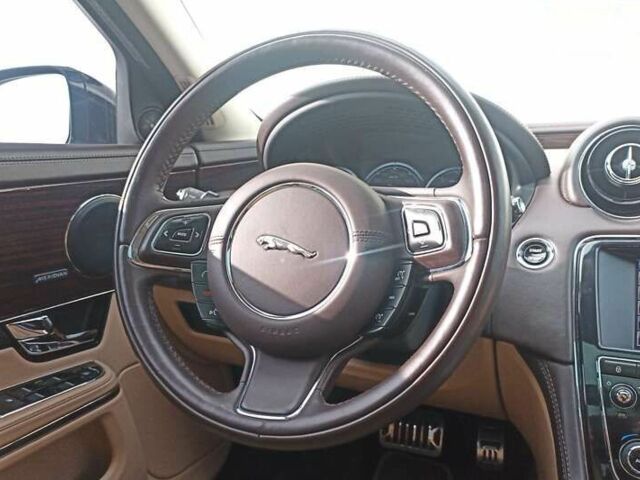 Ягуар Икс Джей, объемом двигателя 3 л и пробегом 198 тыс. км за 15200 $, фото 11 на Automoto.ua