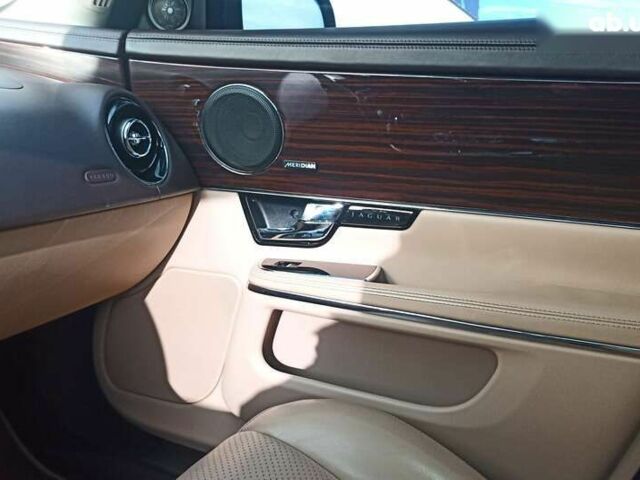 Ягуар Икс Джей, объемом двигателя 3 л и пробегом 198 тыс. км за 15500 $, фото 16 на Automoto.ua