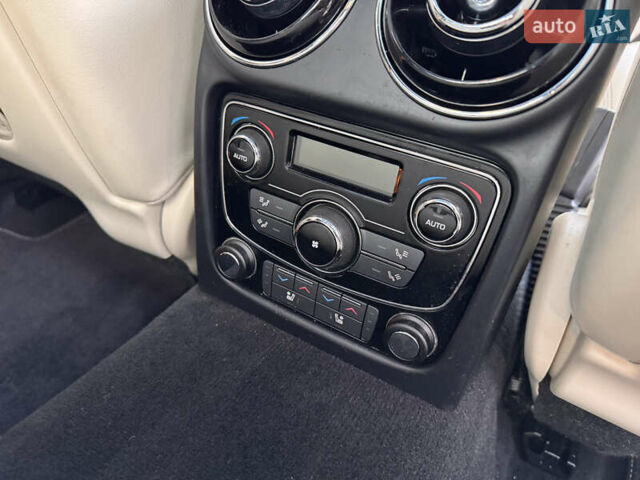 Ягуар Ікс Джей, об'ємом двигуна 3 л та пробігом 153 тис. км за 21500 $, фото 26 на Automoto.ua