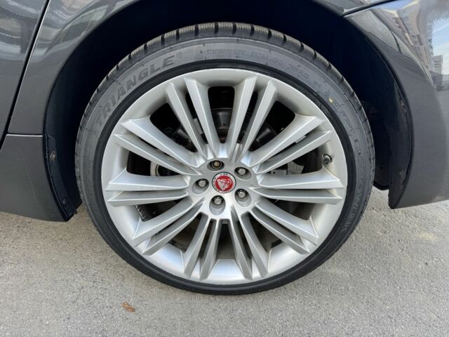 Серый Ягуар Икс Джей, объемом двигателя 3 л и пробегом 178 тыс. км за 16500 $, фото 11 на Automoto.ua