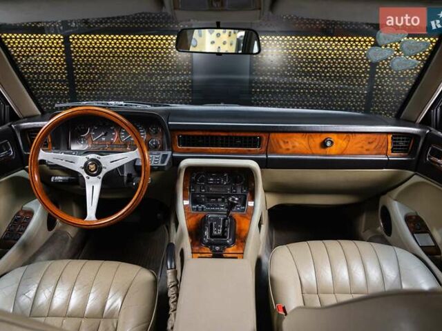 Серый Ягуар Икс Джей, объемом двигателя 3.2 л и пробегом 158 тыс. км за 23500 $, фото 19 на Automoto.ua