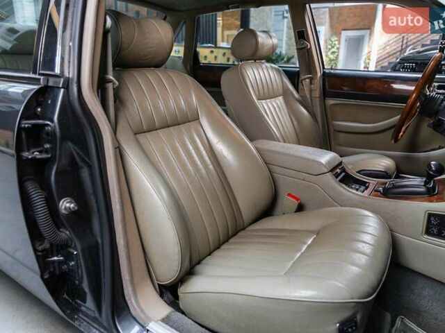 Серый Ягуар Икс Джей, объемом двигателя 3.2 л и пробегом 158 тыс. км за 23500 $, фото 34 на Automoto.ua