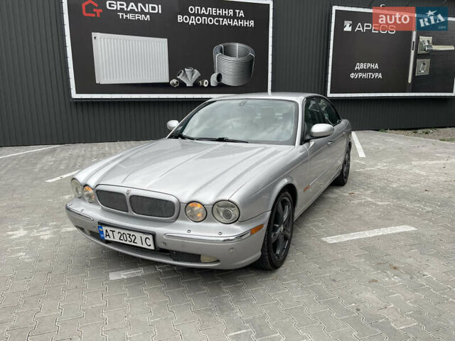 Ягуар Икс Джей 2003 в Ивано-Франковске на Automoto.ua Серый Ягуар Икс Джей, объемом двигателя 2.97 л и пробегом 206 тыс. км за 7999 $, фото 9 на Automoto.ua