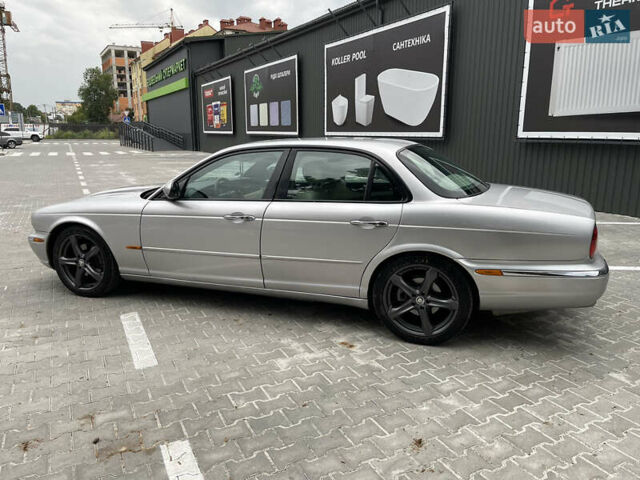 Ягуар Икс Джей 2003 в Ивано-Франковске на Automoto.ua Серый Ягуар Икс Джей, объемом двигателя 2.97 л и пробегом 206 тыс. км за 7999 $, фото 7 на Automoto.ua