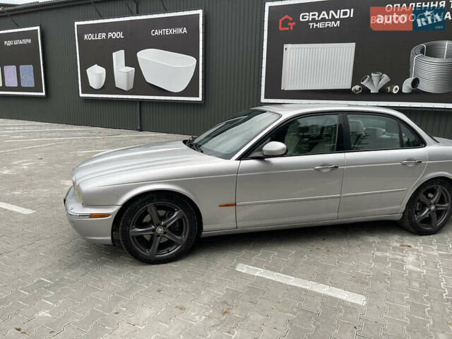 Ягуар Икс Джей 2003 в Ивано-Франковске на Automoto.ua Серый Ягуар Икс Джей, объемом двигателя 2.97 л и пробегом 206 тыс. км за 7999 $, фото 8 на Automoto.ua