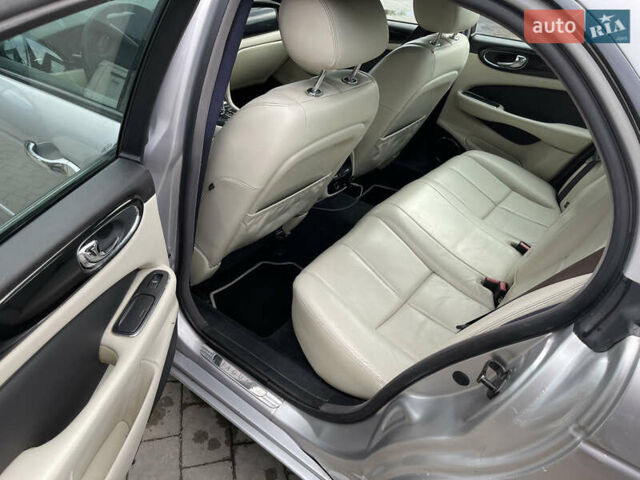 Ягуар Икс Джей 2003 в Ивано-Франковске на Automoto.ua Серый Ягуар Икс Джей, объемом двигателя 2.97 л и пробегом 206 тыс. км за 7999 $, фото 18 на Automoto.ua