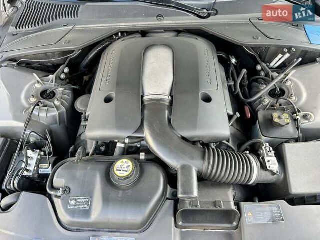 Сірий Ягуар Ікс Джей, об'ємом двигуна 4.2 л та пробігом 74 тис. км за 36000 $, фото 19 на Automoto.ua