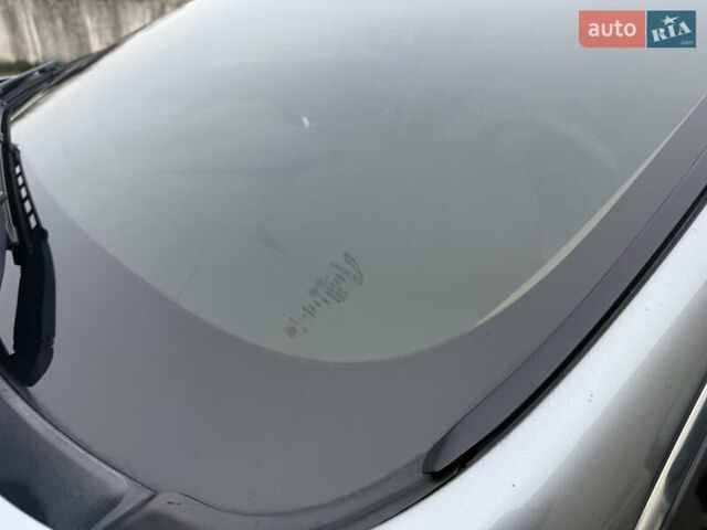 Серый Ягуар Икс Джей, объемом двигателя 3 л и пробегом 209 тыс. км за 27500 $, фото 35 на Automoto.ua