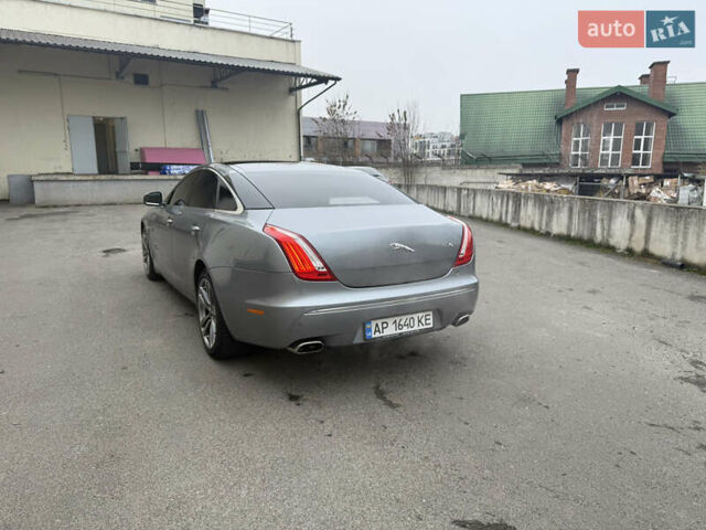 Серый Ягуар Икс Джей, объемом двигателя 3 л и пробегом 209 тыс. км за 27500 $, фото 47 на Automoto.ua