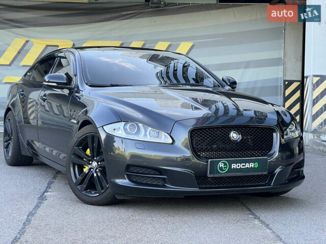 Ягуар Икс Джей 2013 в Киеве на Automoto.ua Серый Ягуар Икс Джей, объемом двигателя 3 л и пробегом 274 тыс. км за 18800 $, фото 2 на Automoto.ua