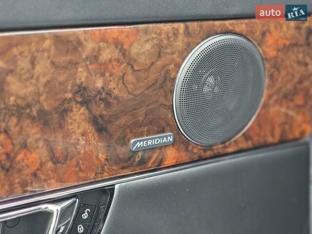Серый Ягуар Икс Джей, объемом двигателя 3 л и пробегом 175 тыс. км за 14999 $, фото 22 на Automoto.ua