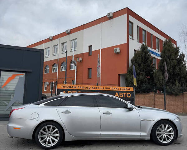 Ягуар Икс Джей 2013 в Виннице на Automoto.ua Серый Ягуар Икс Джей, объемом двигателя 3 л и пробегом 110 тыс. км за 22000 $, фото 4 на Automoto.ua