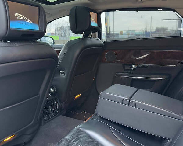 Ягуар Икс Джей 2013 в Виннице на Automoto.ua Серый Ягуар Икс Джей, объемом двигателя 3 л и пробегом 110 тыс. км за 22000 $, фото 21 на Automoto.ua