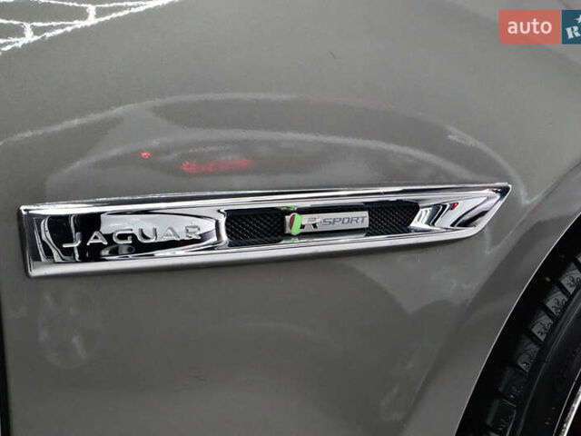 Ягуар Икс Джей 2017 в Житомире на Automoto.ua Серый Ягуар Икс Джей, объемом двигателя 3 л и пробегом 169 тыс. км за 22000 $, фото 4 на Automoto.ua