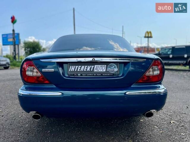 Синий Ягуар Икс Джей, объемом двигателя 3.5 л и пробегом 120 тыс. км за 19000 $, фото 39 на Automoto.ua