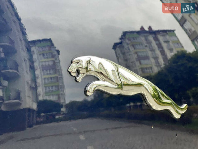 Синий Ягуар Икс Джей, объемом двигателя 2.99 л и пробегом 140 тыс. км за 24850 $, фото 26 на Automoto.ua