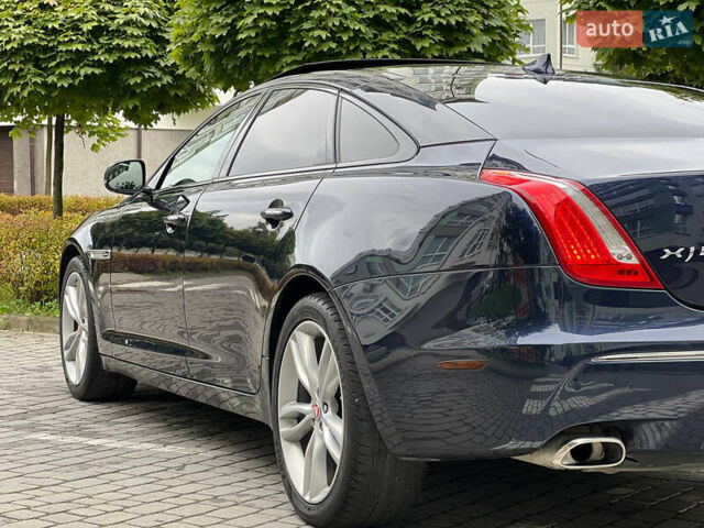 Синий Ягуар Икс Джей, объемом двигателя 2.99 л и пробегом 140 тыс. км за 24850 $, фото 17 на Automoto.ua